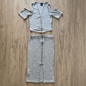 Grey zipper set